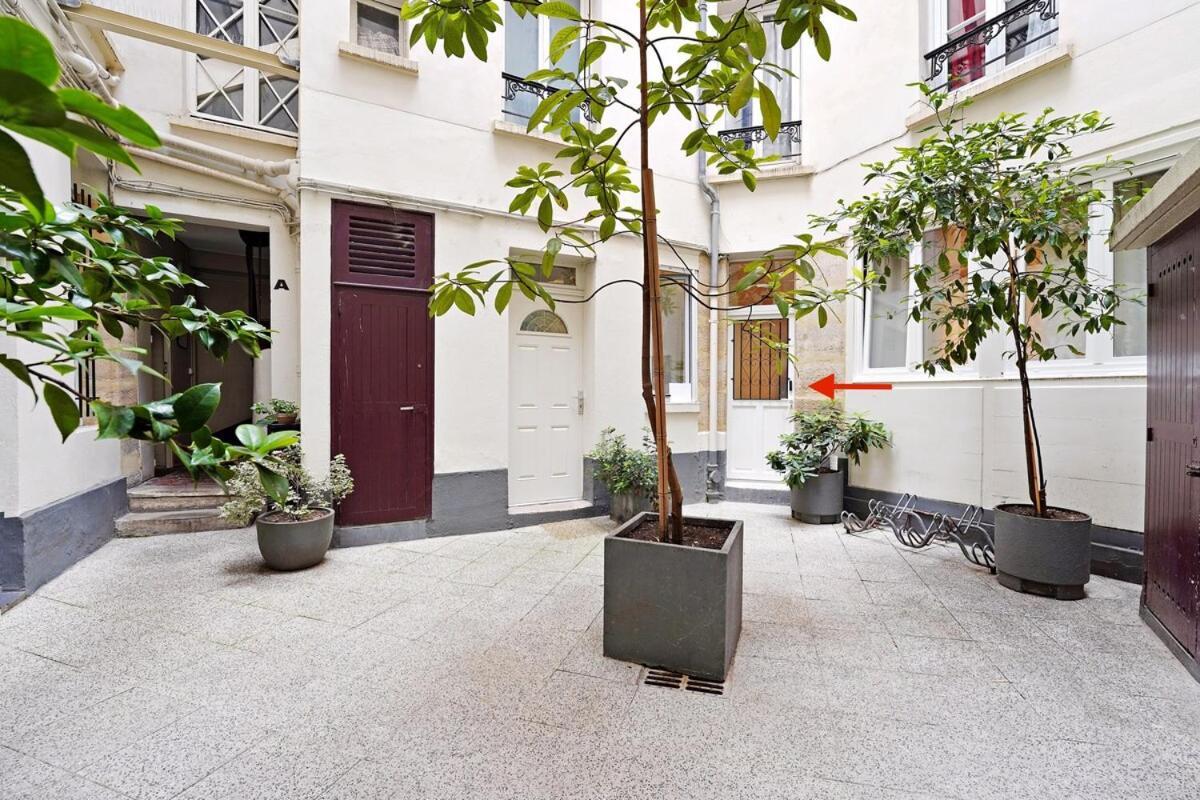 De Gamme Avec 2 Salles De Bains Et Climatisation Au Coeur Du Marais